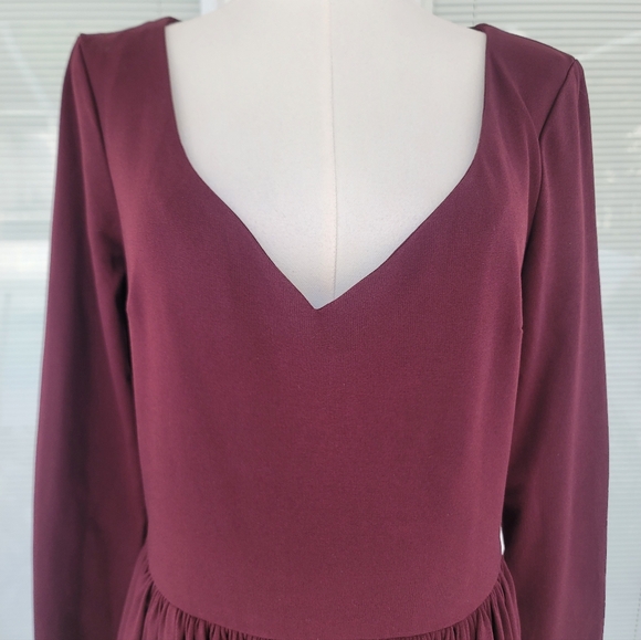 La Femme En Noir Marilyn Swing Dress In Oxblood - Picture 5 of 12